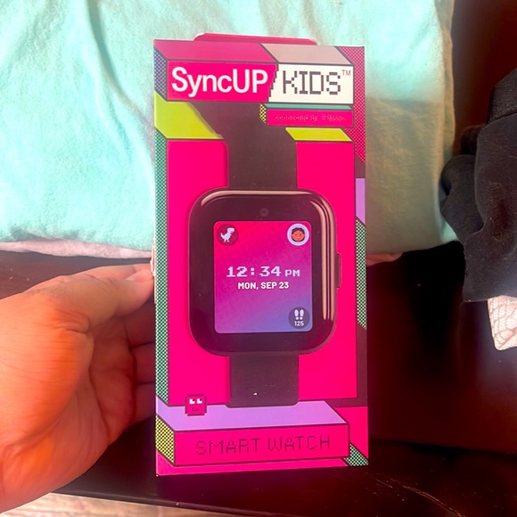 TMO SyncUp kids watch Wearables Brand New Tmobile Tmo Sync Up Kids Watch 8g Black Kit Poshmark
